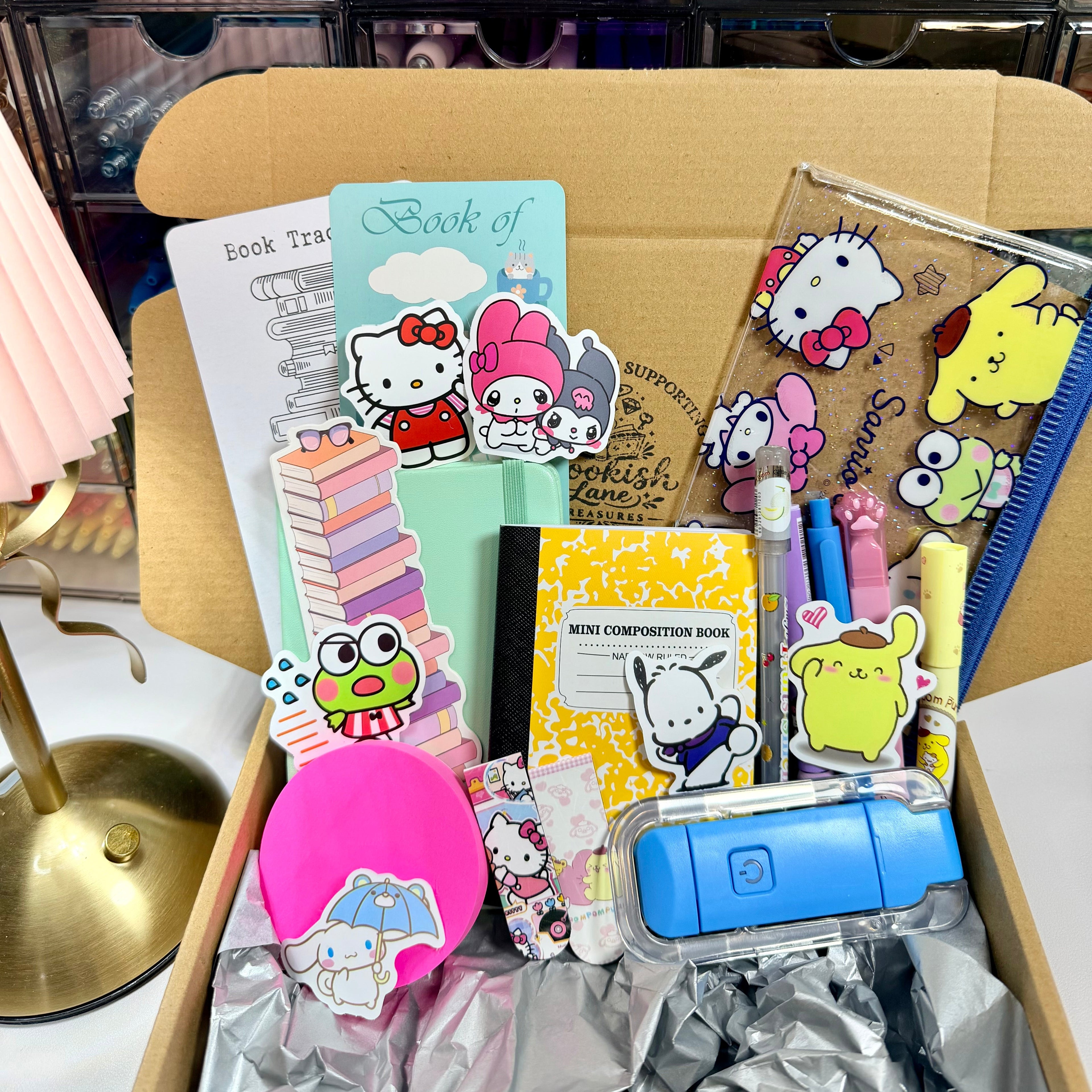 Hello Kitty & Friends Kids Character Exclusive Bundle