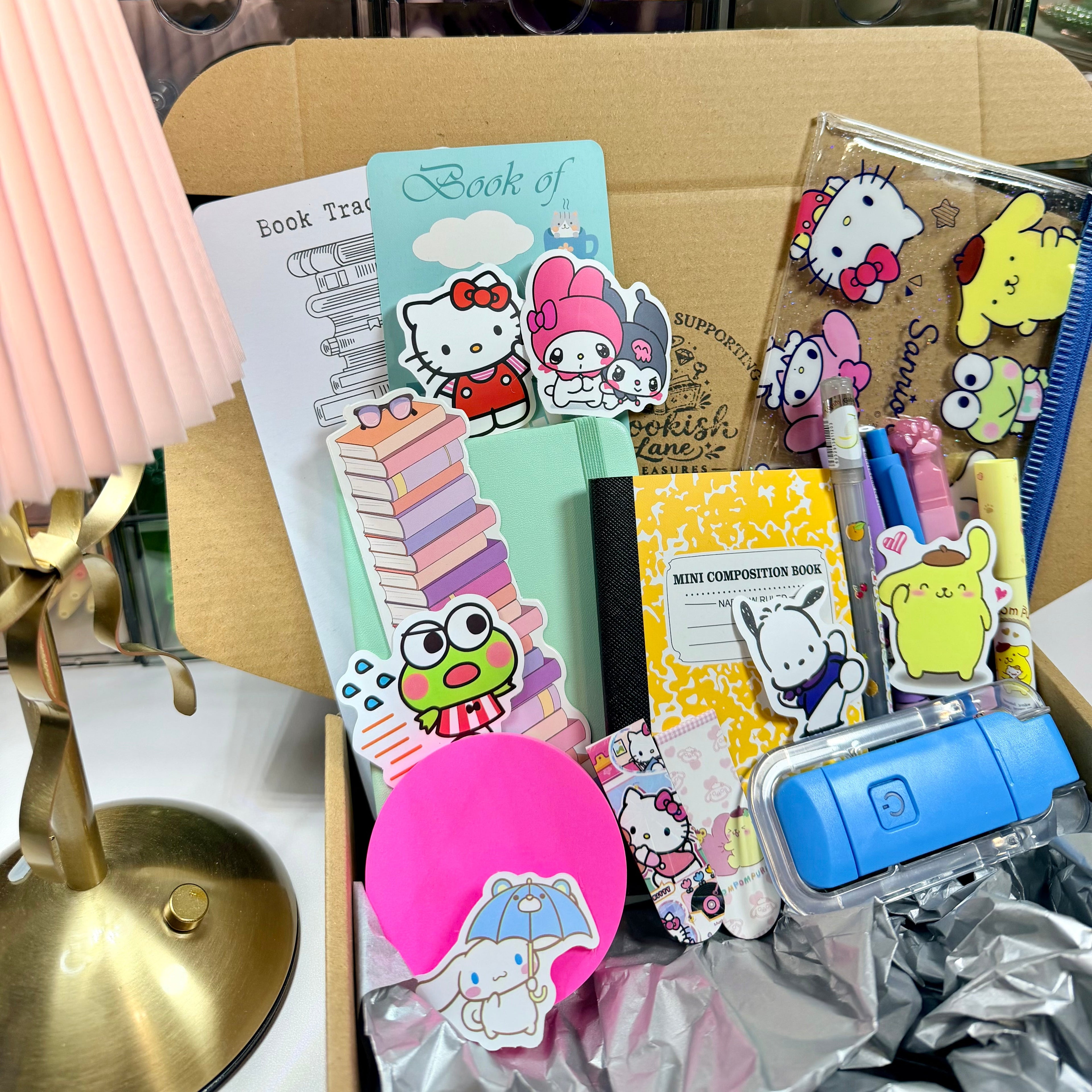 Hello Kitty & Friends Kids Character Exclusive Bundle